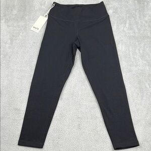 NEW MATE The Label S Organic Stretch Midi Black Leggings‎